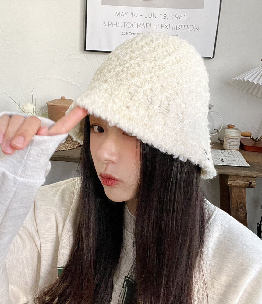 라벨 뽀글이 양털 웜 버킷햇 여성 겨울 벙거지 모자 - 모자상점